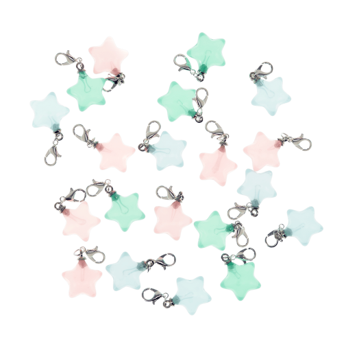 Zawieszka typu CHARMS STAR POM POM