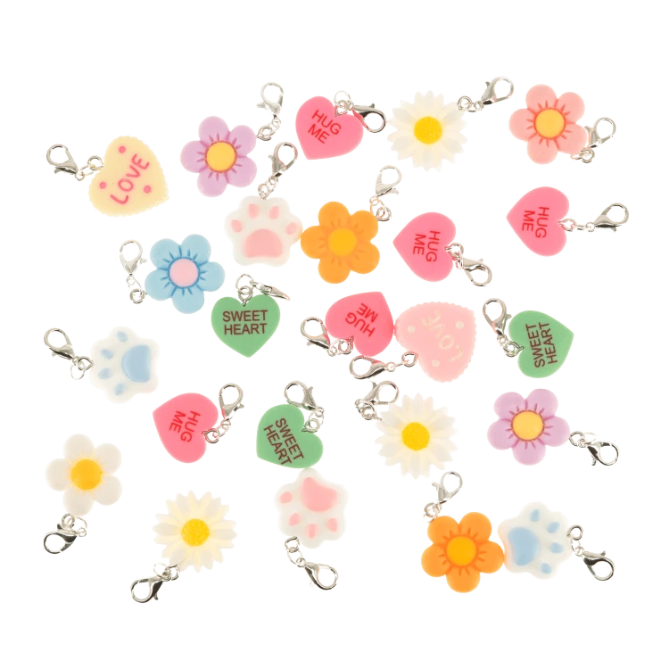 Zawieszka typu CHARMS POM POM
